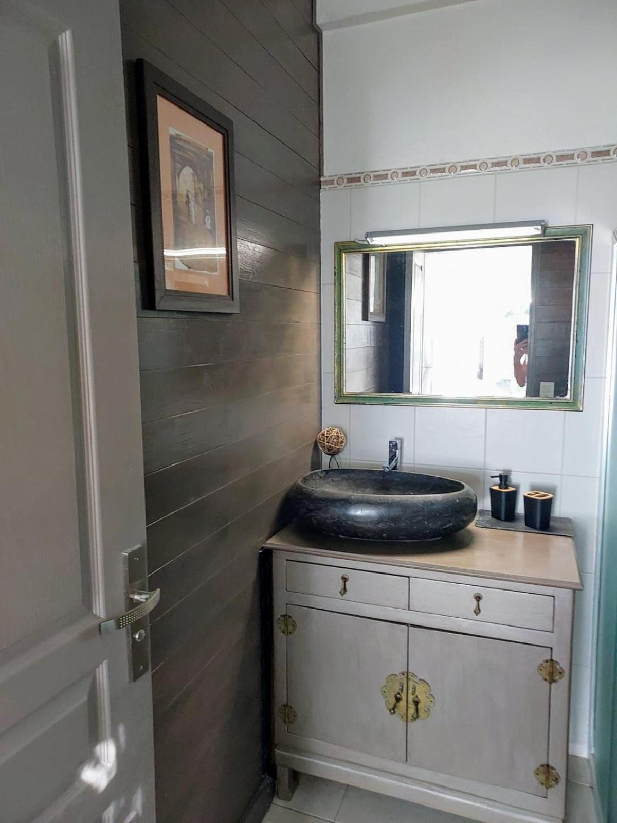 Chamb'Bouchons Apartment Saint-Francois  Luaran gambar